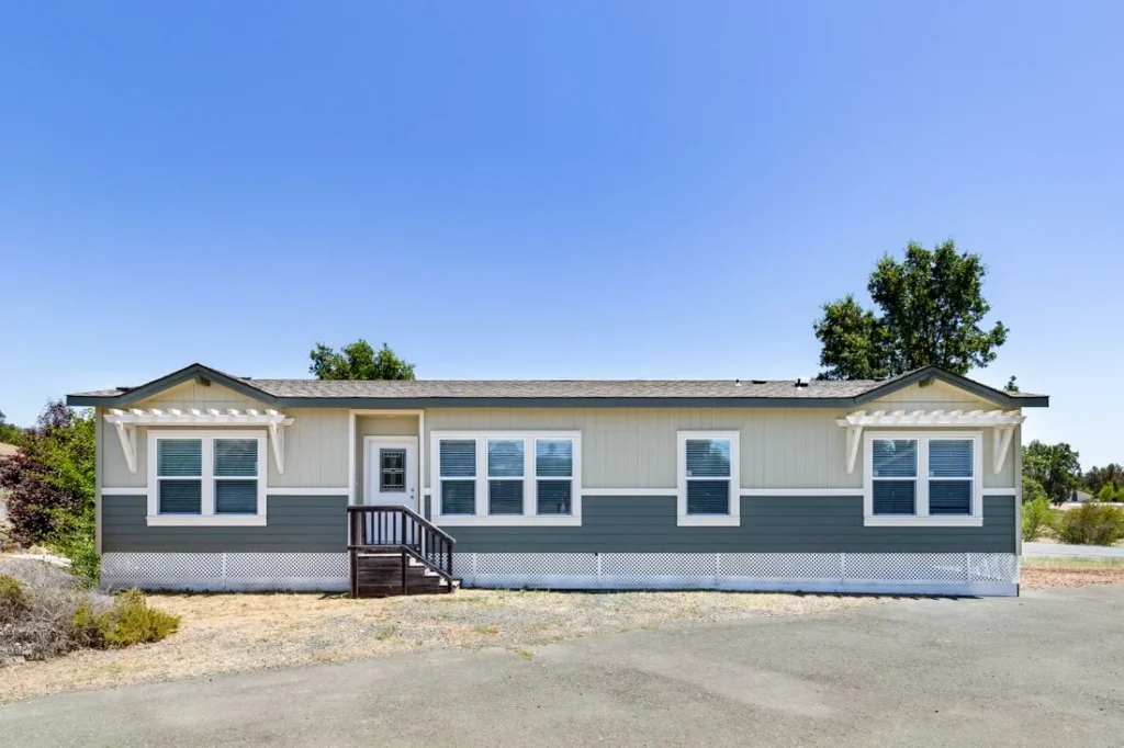 clayton-2458c-coronado-manufactured-home-02